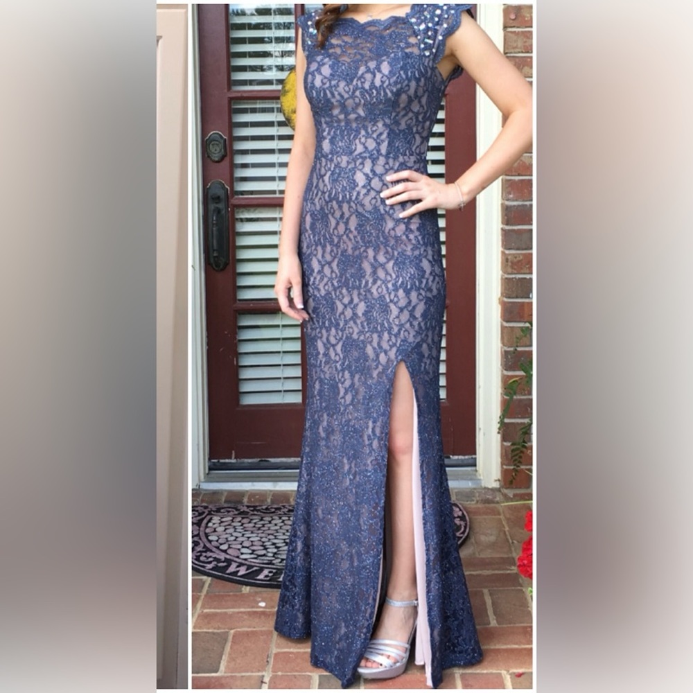 Jodi Kristopher Gown Size 3 - Picture 2 of 7